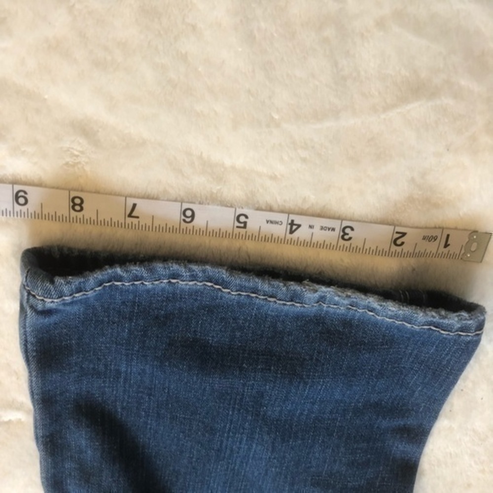 JEANS - Picture 13 of 16